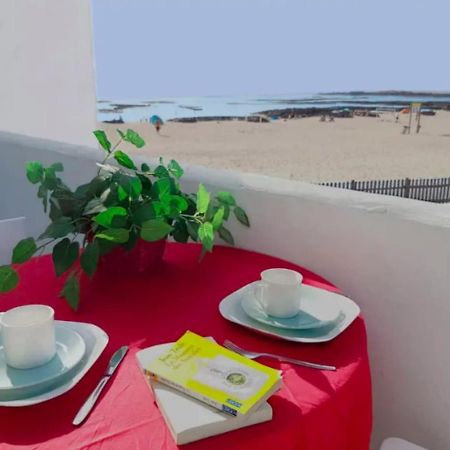 Lightbooking Los Lagos El Cotillo Exterior photo